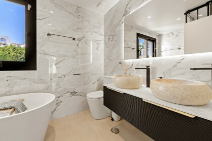 bb7f2e2ae5a9e5086518ffc7b9a10fa4 - 12