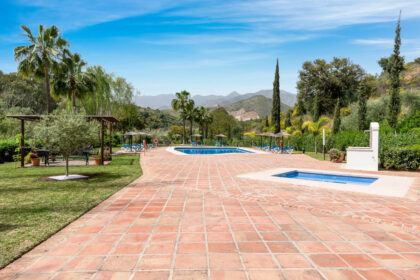 bb9ee7509026f0de668a36cd7717fe2c - 4