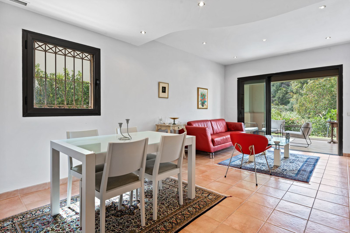 bb9ee7509026f0de668a36cd7717fe2c - 5