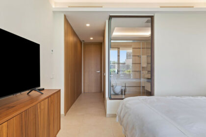 bbaf3626145ca1443a4eaf55df2ce931 - 11