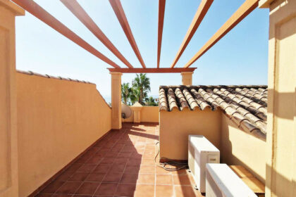 bbbe5d3309ae443d57df1adaeb41f32f - 15