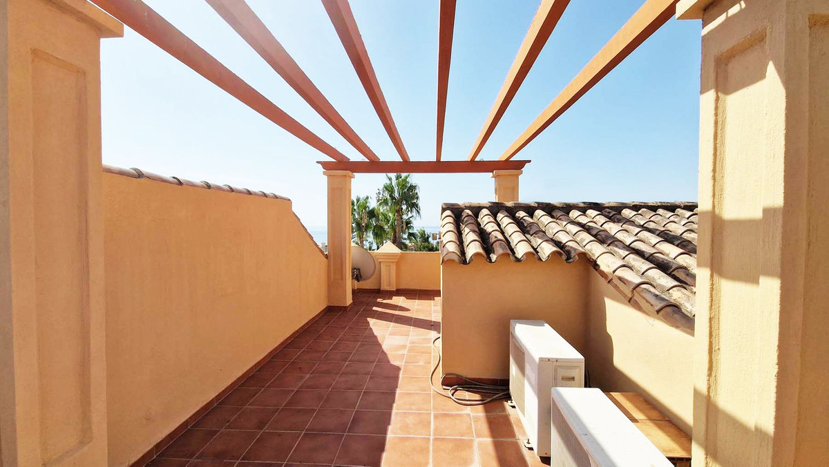 bbbe5d3309ae443d57df1adaeb41f32f - 15