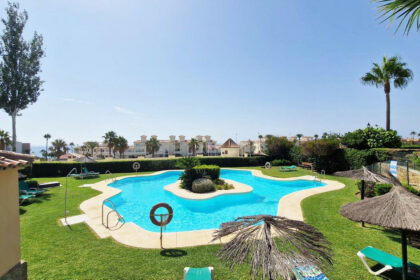 bbbe5d3309ae443d57df1adaeb41f32f - 21