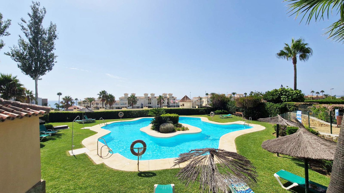 bbbe5d3309ae443d57df1adaeb41f32f - 21