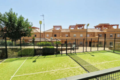 bbbe5d3309ae443d57df1adaeb41f32f - 23