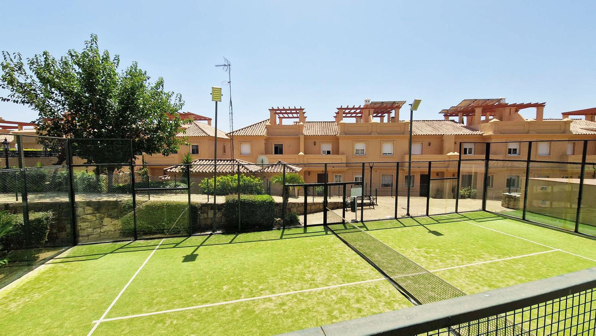 bbbe5d3309ae443d57df1adaeb41f32f - 23