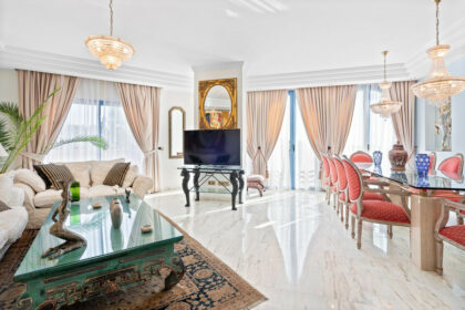 bc4c1201b1095ca59be06d1ffde69b59 - 11