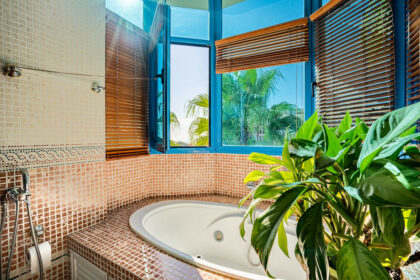 bc4c1201b1095ca59be06d1ffde69b59 - 21