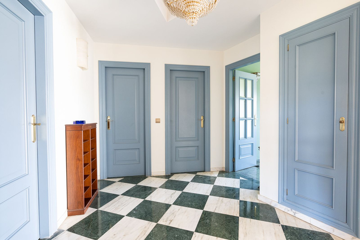 bc4c1201b1095ca59be06d1ffde69b59 - 27