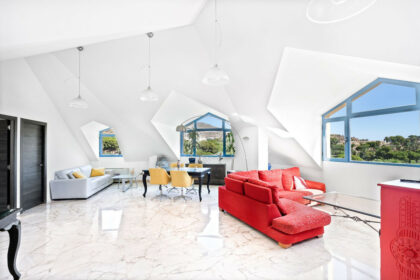 bc4c1201b1095ca59be06d1ffde69b59 - 31