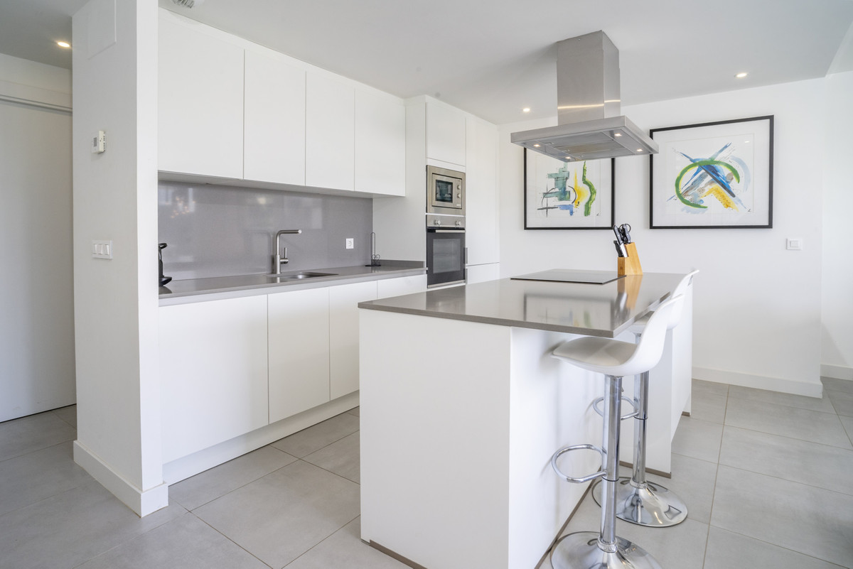 bdc70de6618195d975cb55eaaf45358f - 16