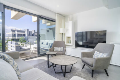 bdc70de6618195d975cb55eaaf45358f - 23