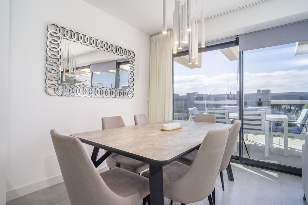 bdc70de6618195d975cb55eaaf45358f - 24