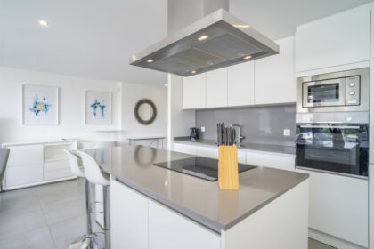 bdc70de6618195d975cb55eaaf45358f - 27