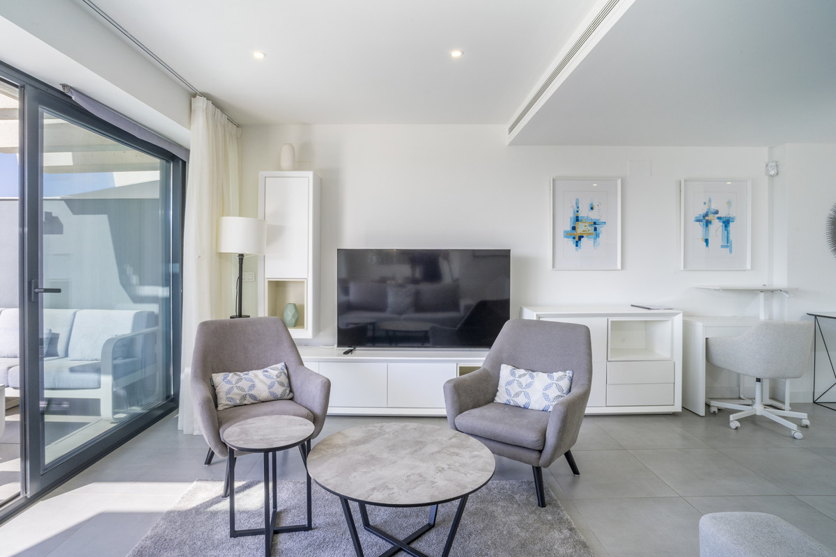 bdc70de6618195d975cb55eaaf45358f - 28