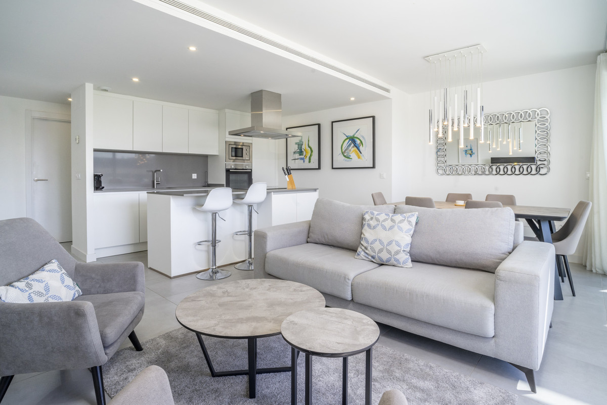 bdc70de6618195d975cb55eaaf45358f - 30