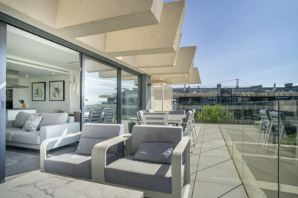 bdc70de6618195d975cb55eaaf45358f - 33