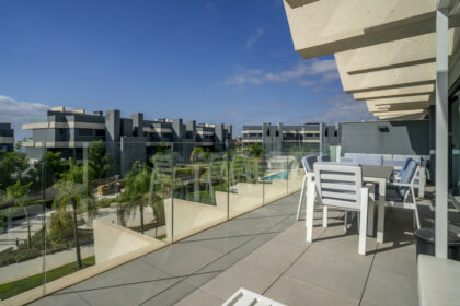 bdc70de6618195d975cb55eaaf45358f - 38