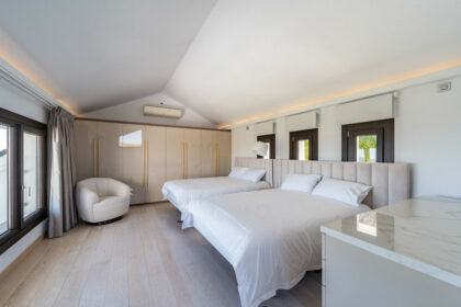 be36d62b15a7a1e39dae32f8cfd6ce57 - 30