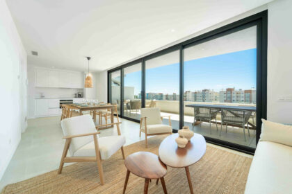 be384e30bd7c892f80c489168a009b99 - 1