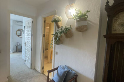 be53bee7f658681a670fddd3e2f80648 - 14