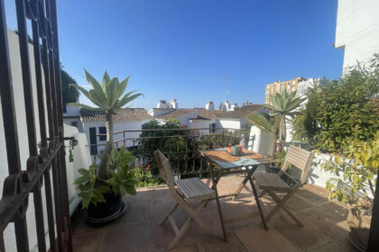 be53bee7f658681a670fddd3e2f80648 - 3