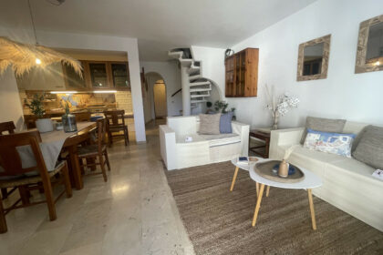 be53bee7f658681a670fddd3e2f80648 - 5