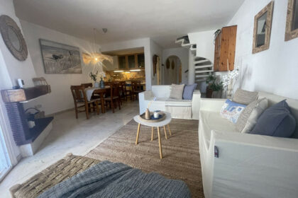 be53bee7f658681a670fddd3e2f80648 - 7