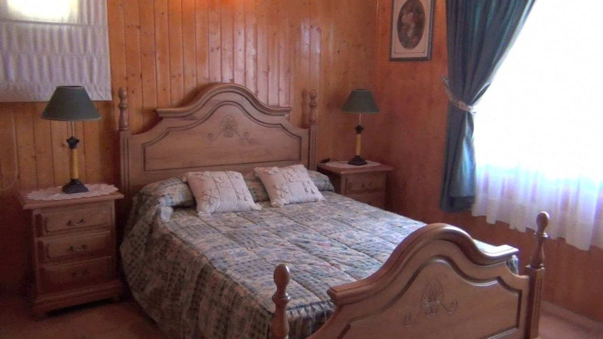 be8a8b10cff3a09708d0038cb23dff01 - 10