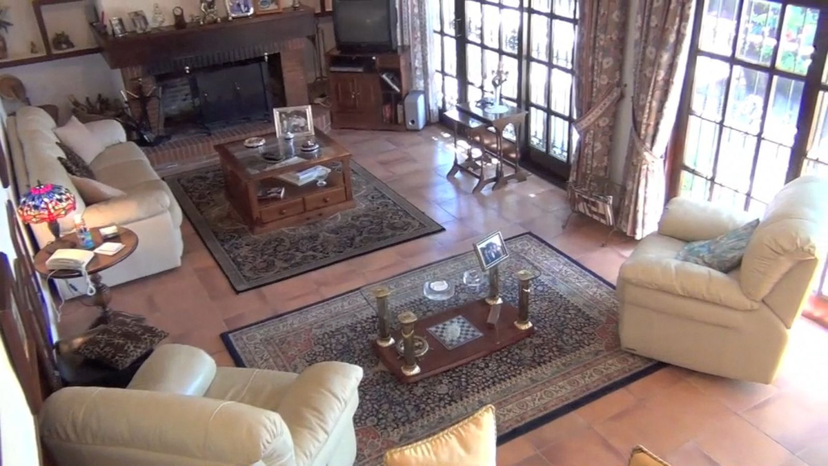 be8a8b10cff3a09708d0038cb23dff01 - 11