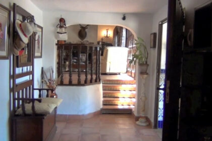 be8a8b10cff3a09708d0038cb23dff01 - 14