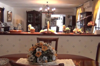 be8a8b10cff3a09708d0038cb23dff01 - 15