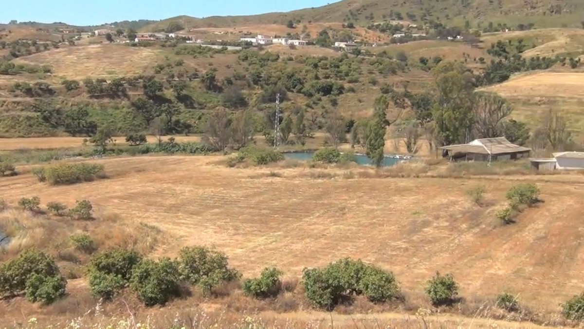 be8a8b10cff3a09708d0038cb23dff01 - 21