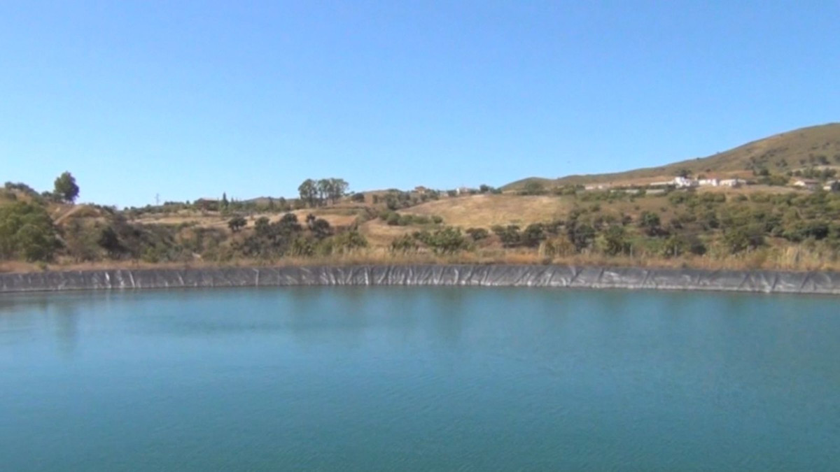 be8a8b10cff3a09708d0038cb23dff01 - 25