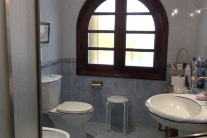 be8a8b10cff3a09708d0038cb23dff01 - 30