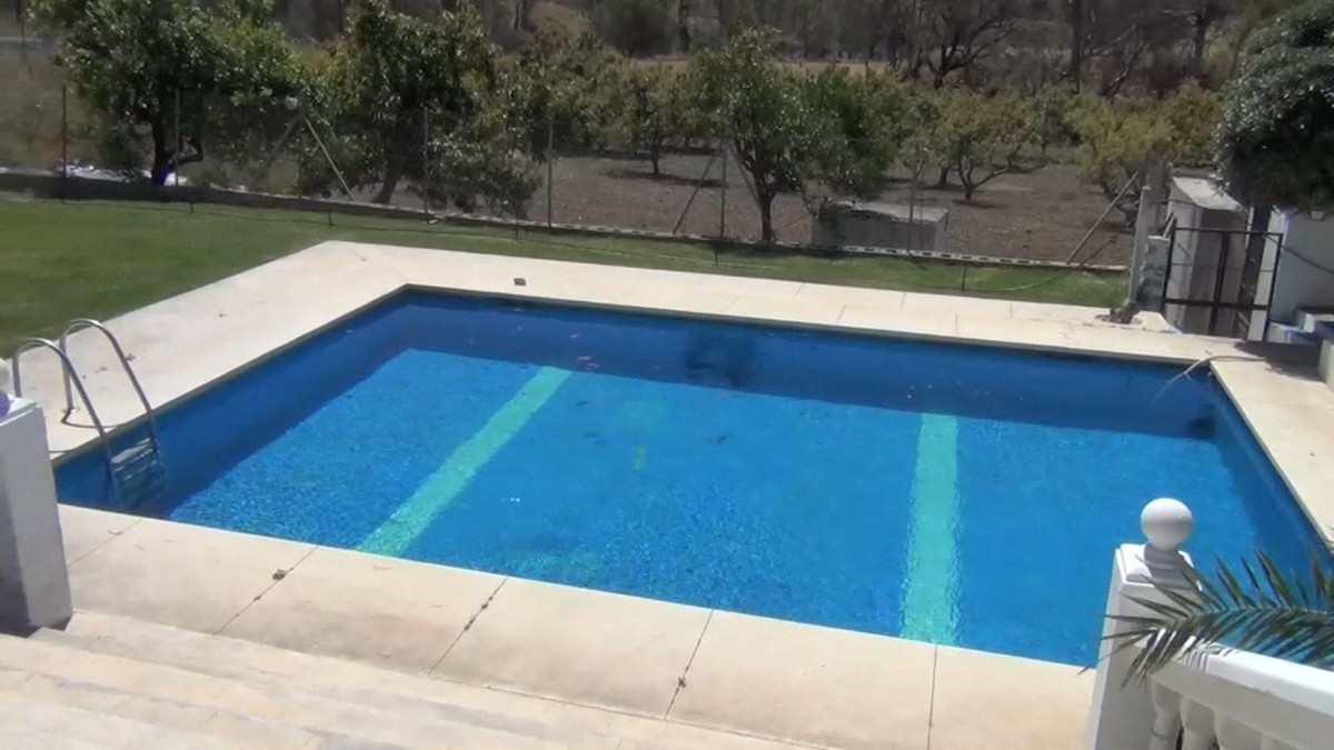 be8a8b10cff3a09708d0038cb23dff01 - 6