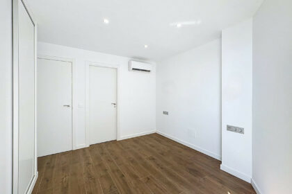 bee79cf5602c44161a0e0158df9e0d14 - 10