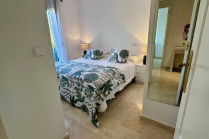 bf0d6e65c44e1dca1d1a01ac28c3e43f - 14