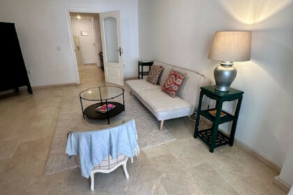 bf0d6e65c44e1dca1d1a01ac28c3e43f - 32