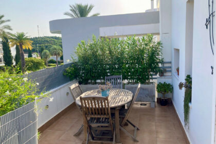 bf6cc4d68178e90ed630397f2353de44 - 15