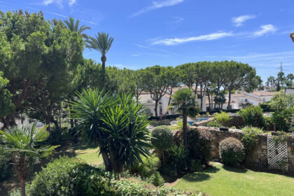 bfa55bfb3143b88dbcb45a454eedb0fd - 1