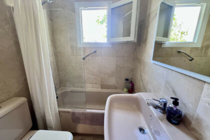 bfa55bfb3143b88dbcb45a454eedb0fd - 13