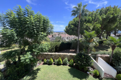 bfa55bfb3143b88dbcb45a454eedb0fd - 17