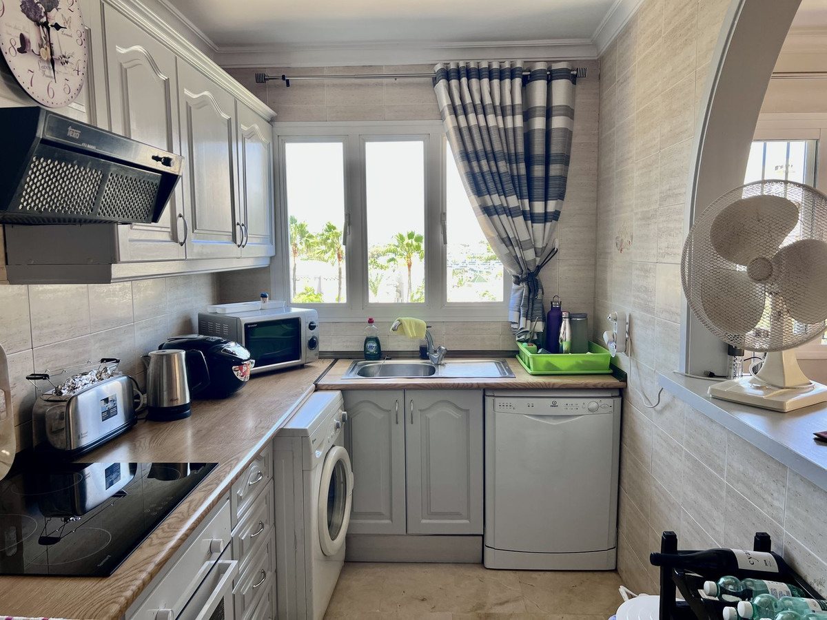 bfa55bfb3143b88dbcb45a454eedb0fd - 7