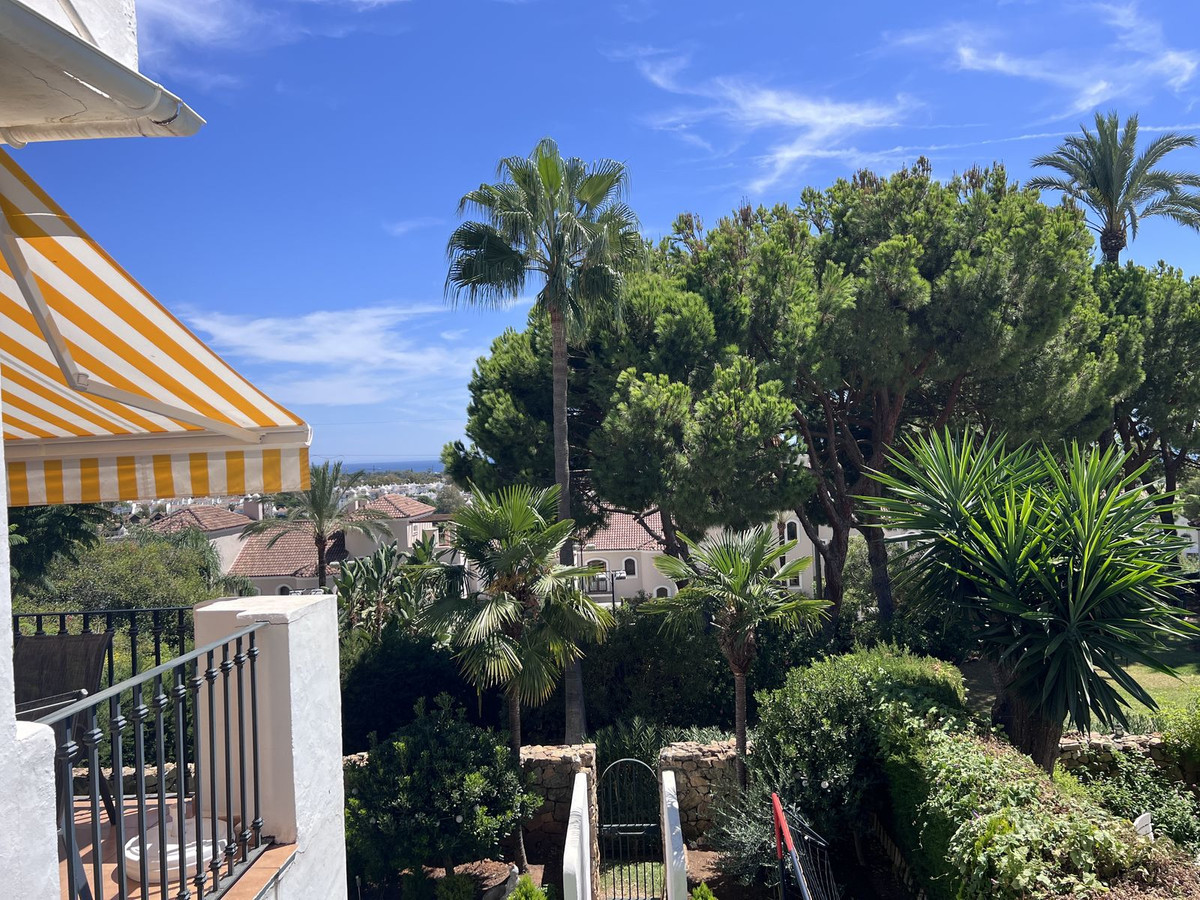 bfa55bfb3143b88dbcb45a454eedb0fd - 9