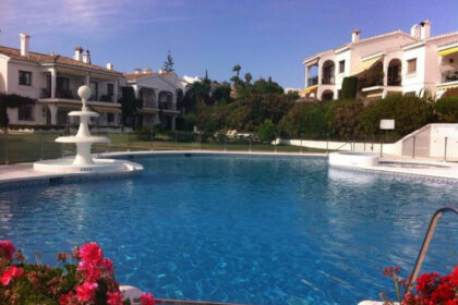 bfb8782a3d5abec45a3d166b31242c37 - 21