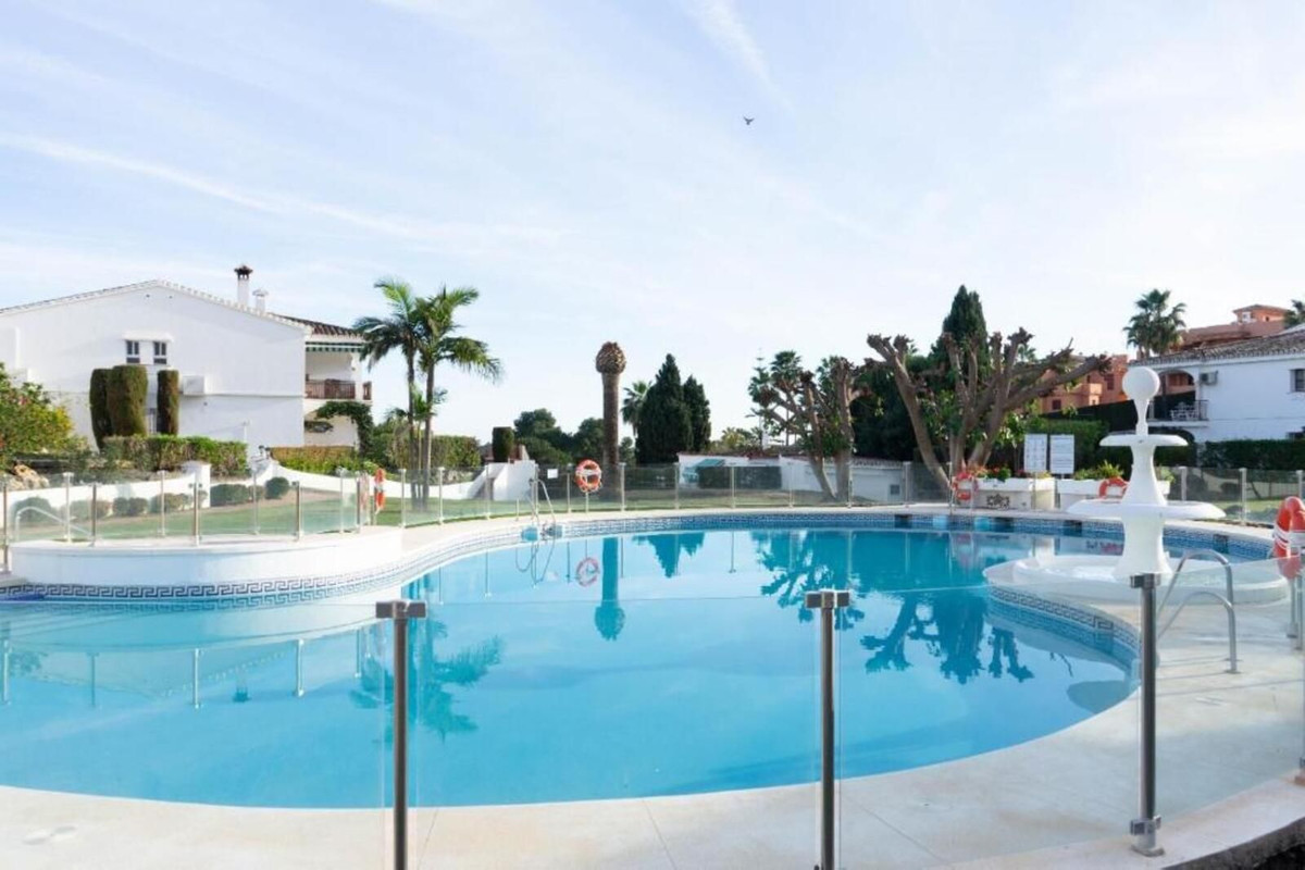 bfb8782a3d5abec45a3d166b31242c37 - 22