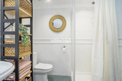 bff70bbb09fd460db9203e3e05b82efd - 13