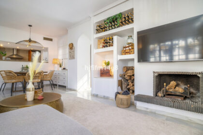 bff70bbb09fd460db9203e3e05b82efd - 6