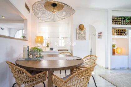 bff70bbb09fd460db9203e3e05b82efd - 7